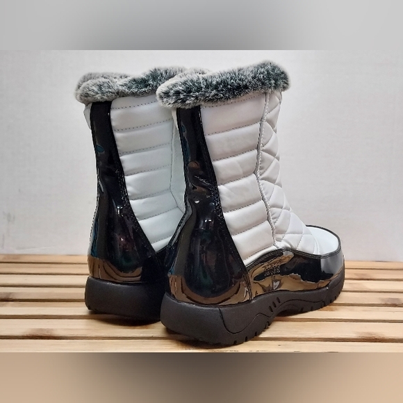 TOTES Womens | White & Black | Esther Pull On Winter Boots Size 10M - Picture 3 of 10
